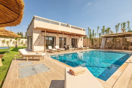 Villa Leila, piscine, grand jardin
